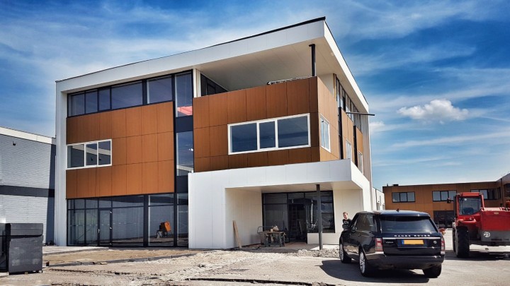 Van de Wiel complete afbouw Vught