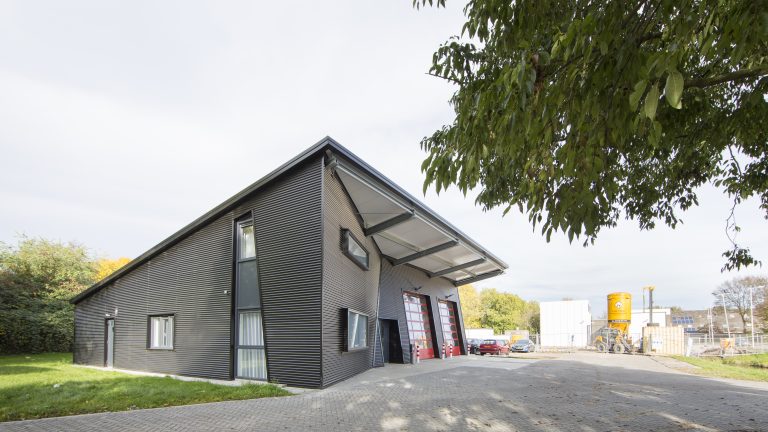 Brandweerkazerne Hoogvliet kunststof kozijnen
